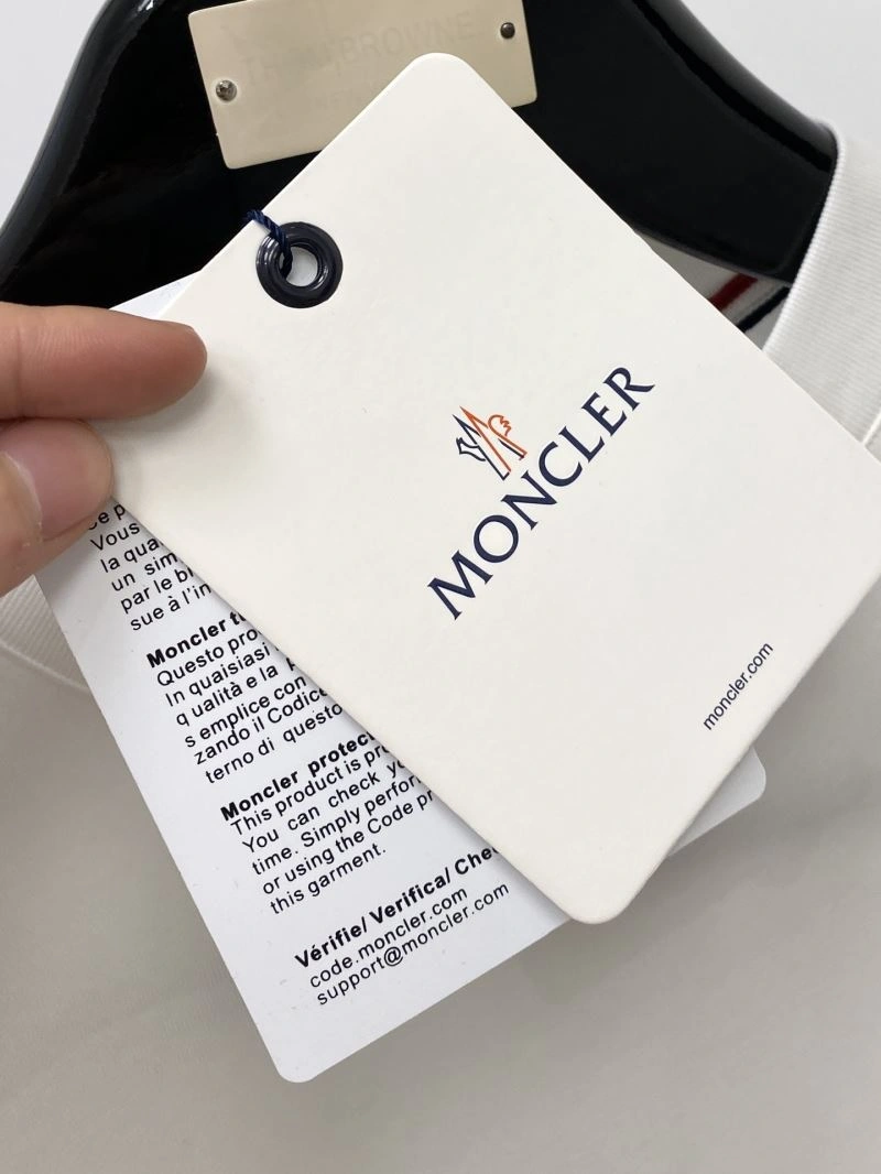 Moncler T-Shirts Casual 141272
