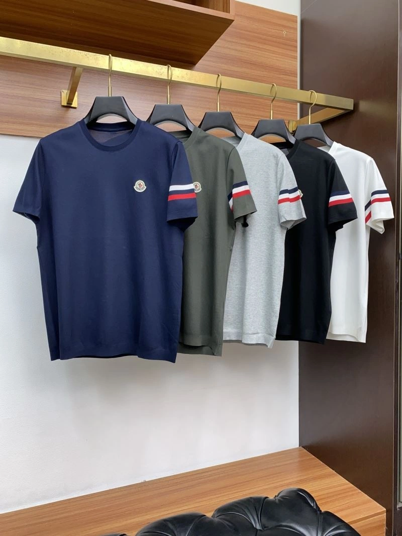 Moncler T-Shirts Supportive 141264