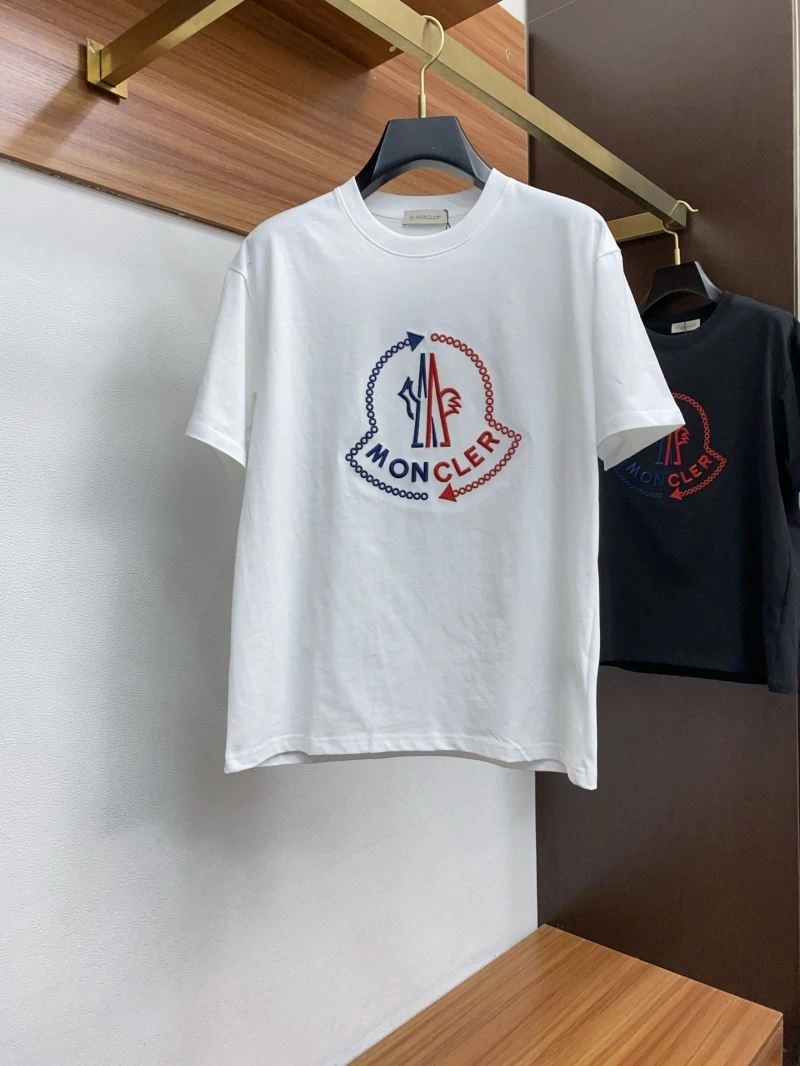 Moncler T-Shirts TimelessDesign 141262