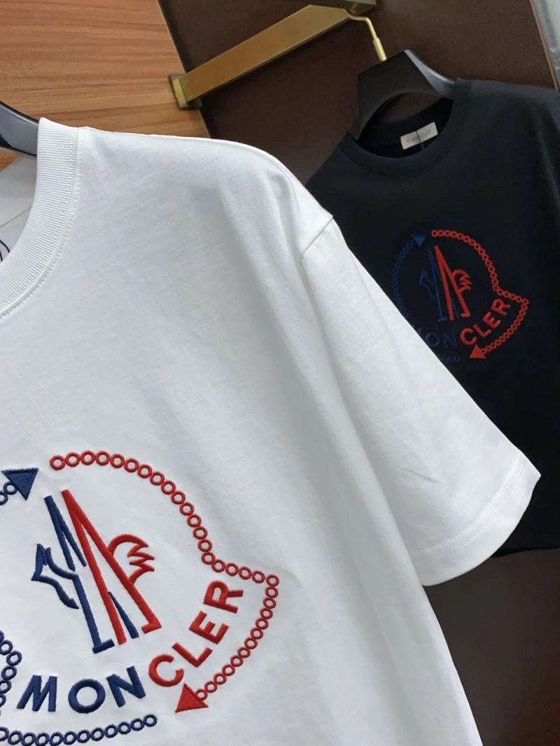 Moncler T-Shirts TimelessDesign 141262