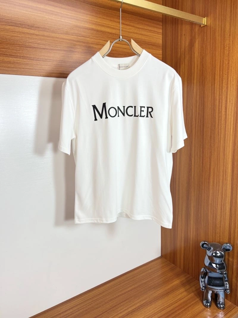 Moncler T-Shirts Stretchable 141258