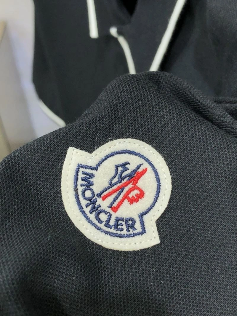 Moncler T-Shirts TechFriendly 141104