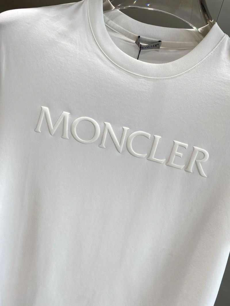 Moncler T-Shirts Durable 141102