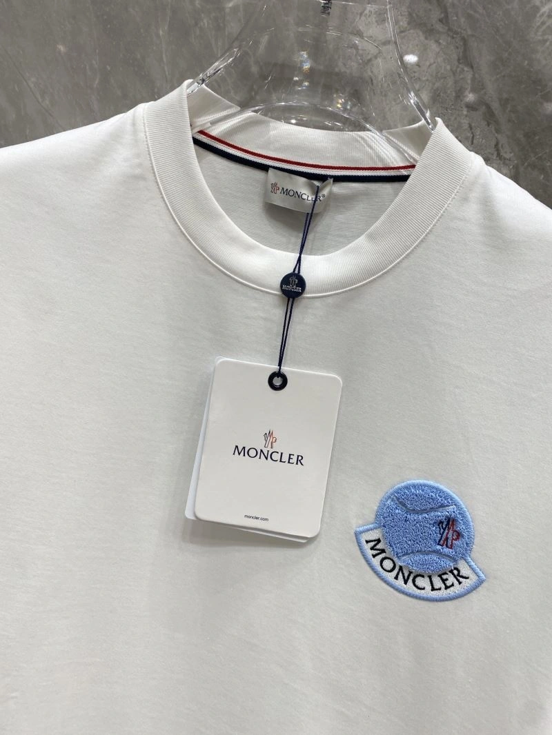 TechFriendly Moncler T-Shirts 141097