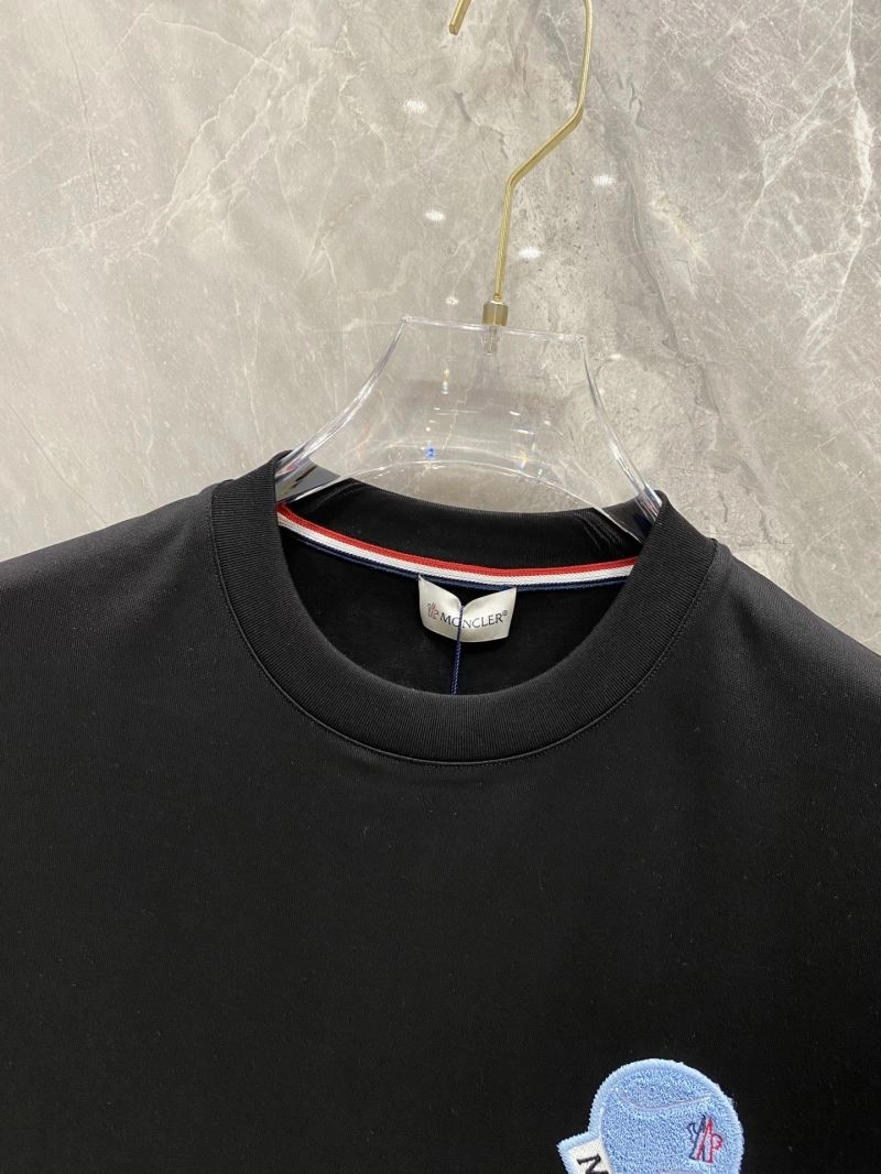 Stylish Moncler T-Shirts 141096