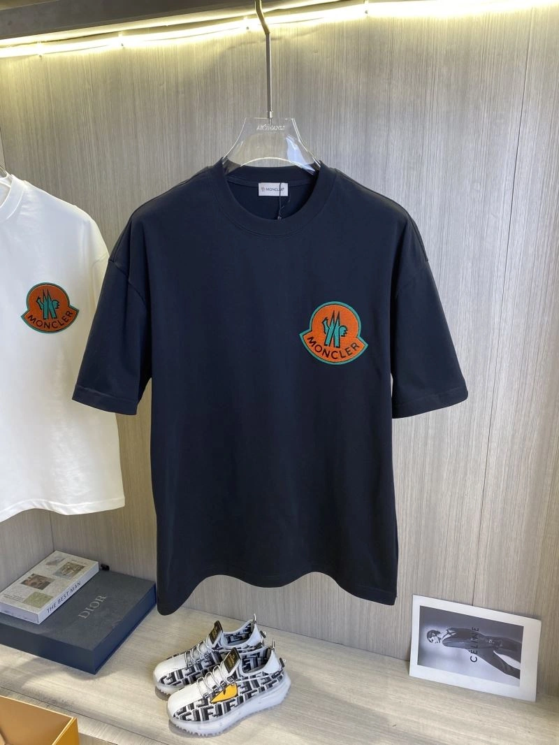 SunProtective Moncler T-Shirts 141094