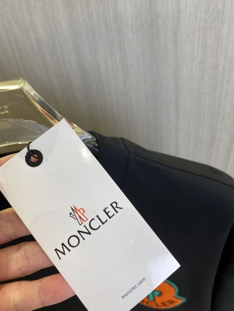 SunProtective Moncler T-Shirts 141094
