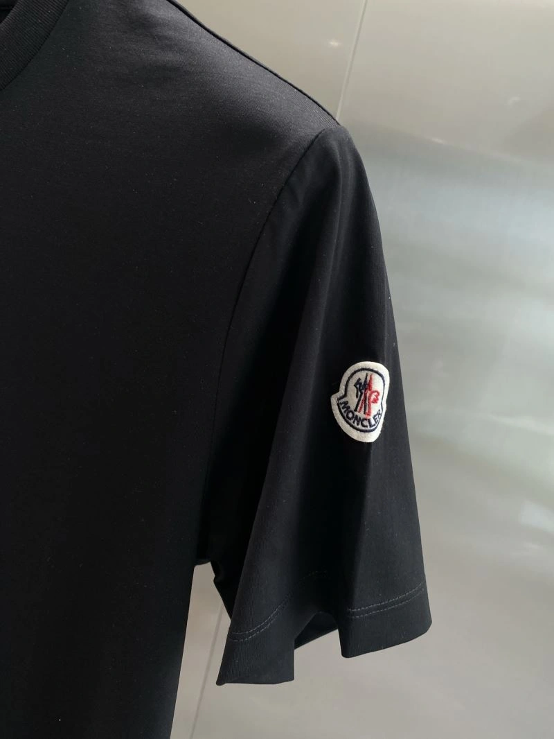 Moncler T-Shirts MultiPurpose 141082
