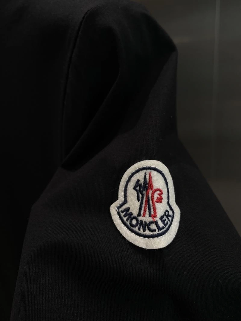 Moncler T-Shirts MultiPurpose 141082