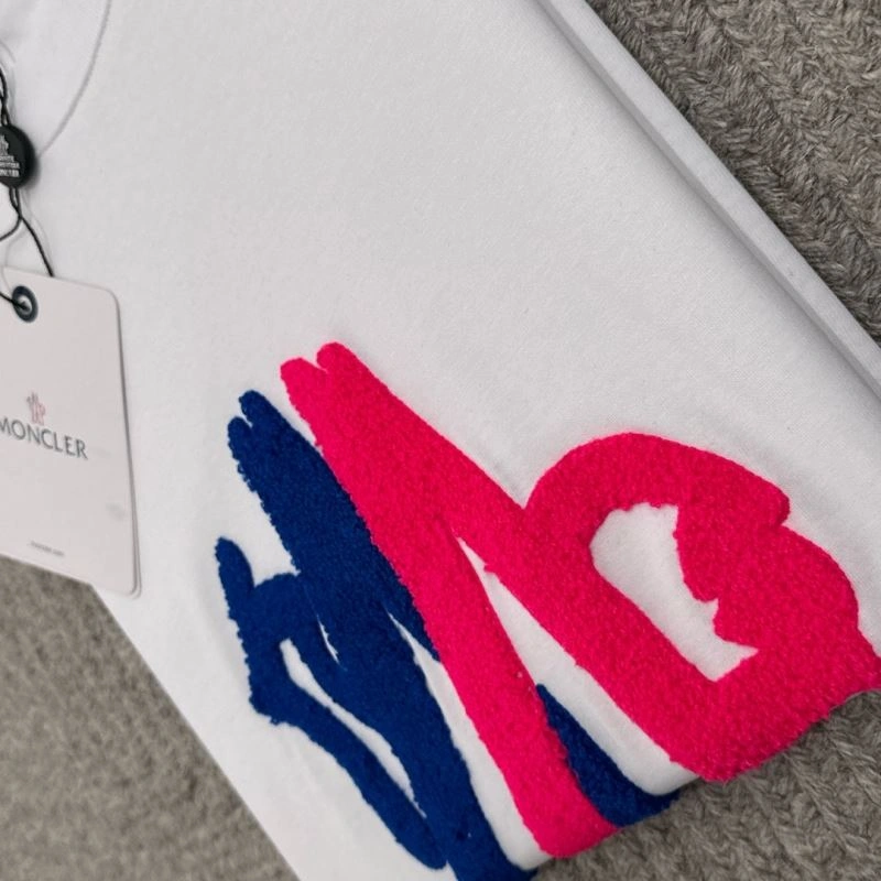 Moncler T-Shirts Upgraded 141079