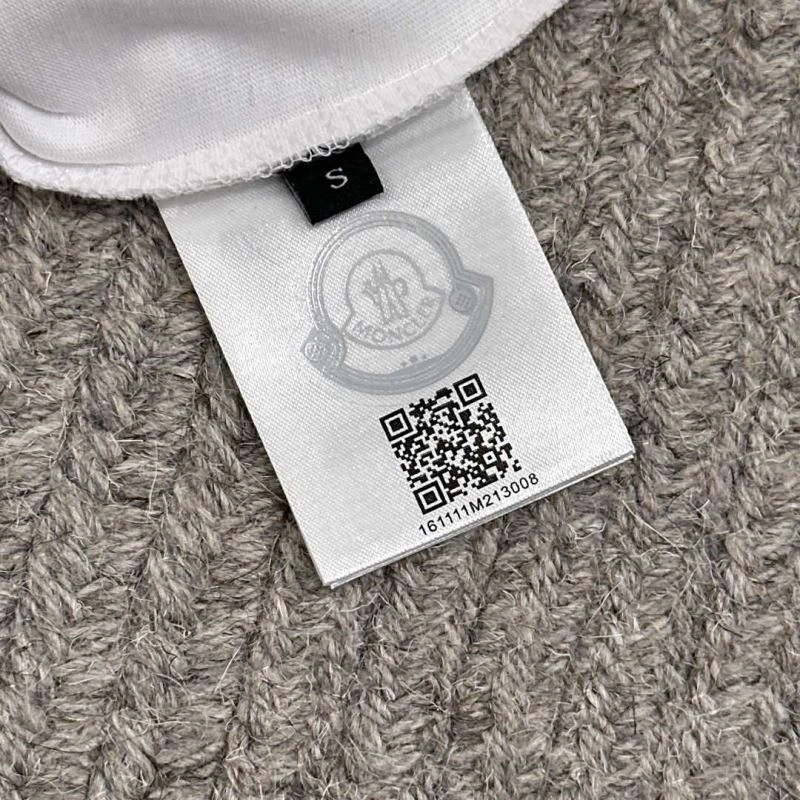 Moncler T-Shirts Upgraded 141079