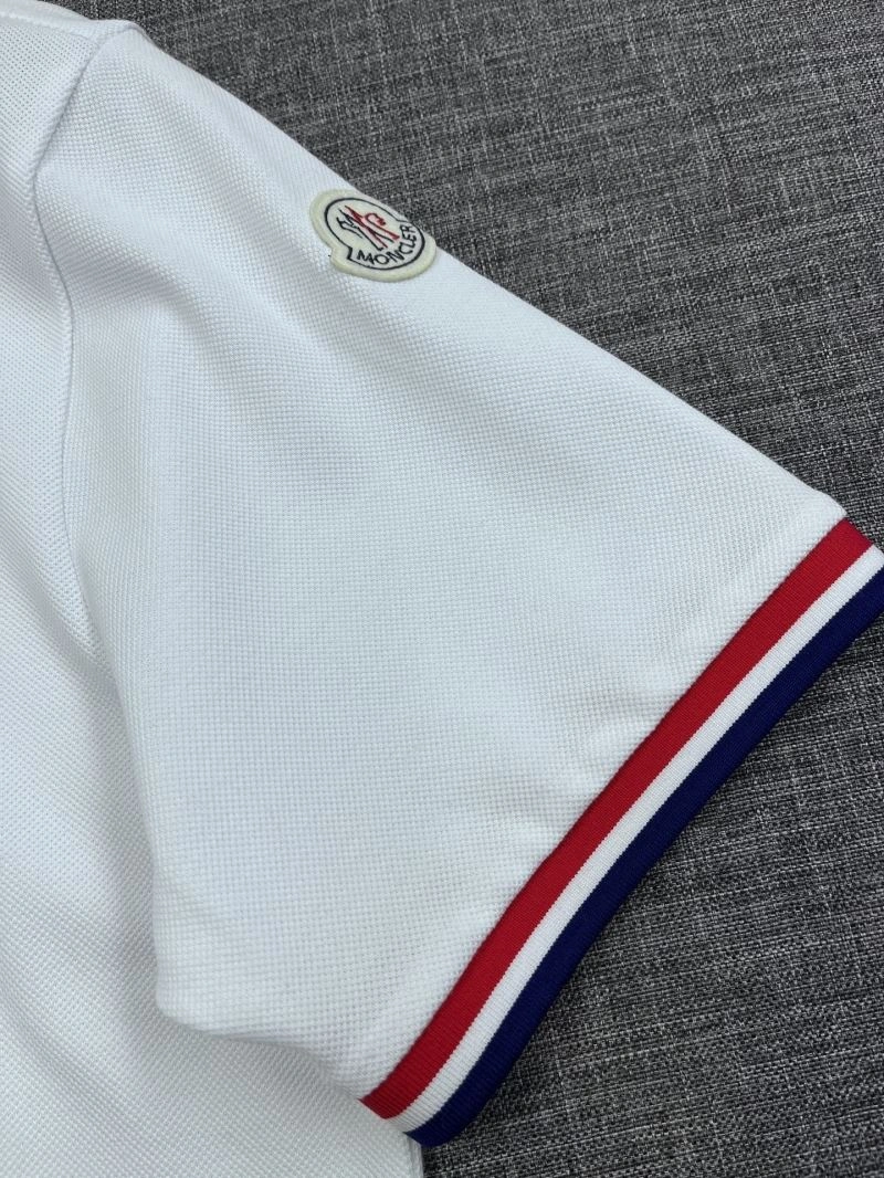 Moncler T-Shirts Comfortable 141073