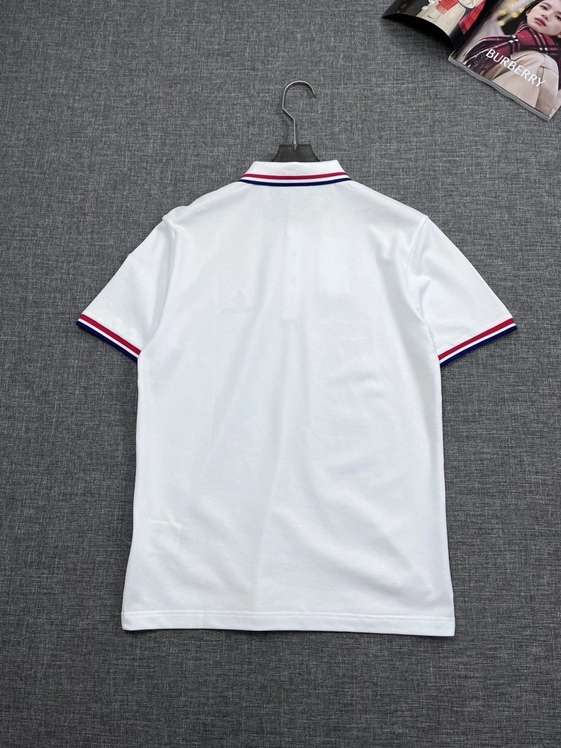 Moncler T-Shirts Comfortable 141073