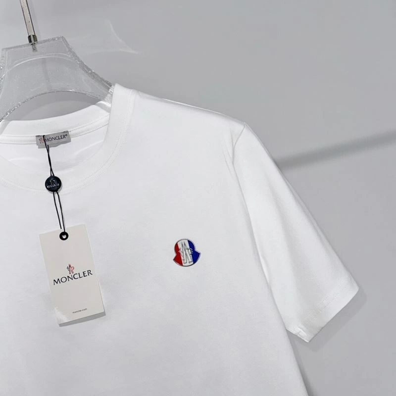 Moncler T-Shirts Upgraded 141071