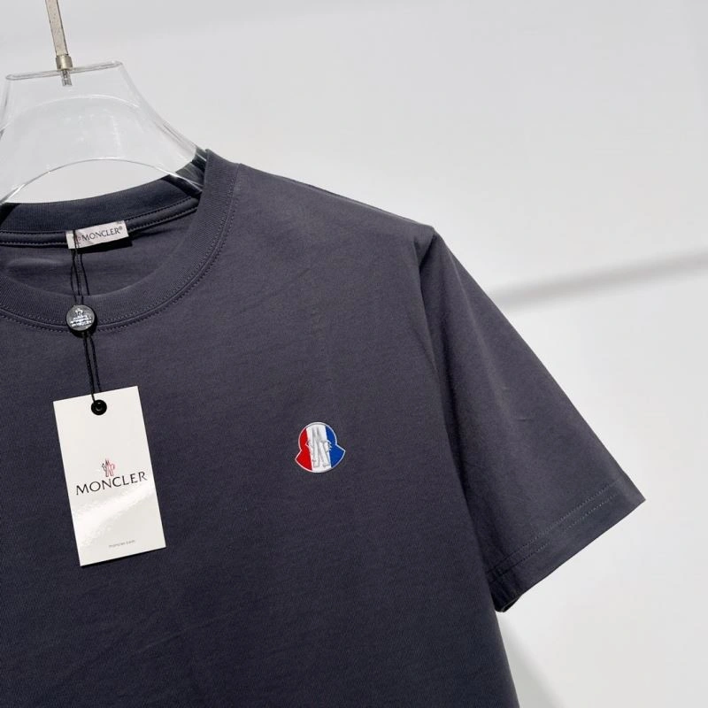 Moncler T-Shirts Premium 141083