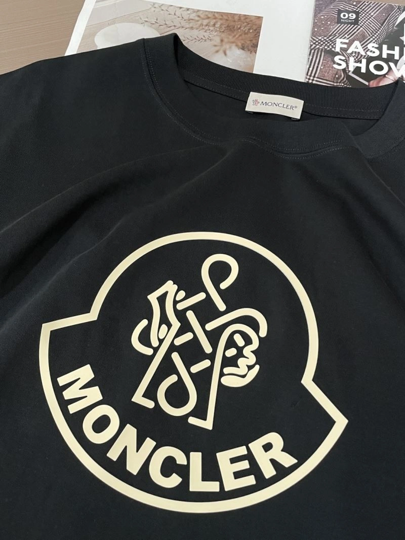 Moncler T-Shirts FlexibleFit 141093