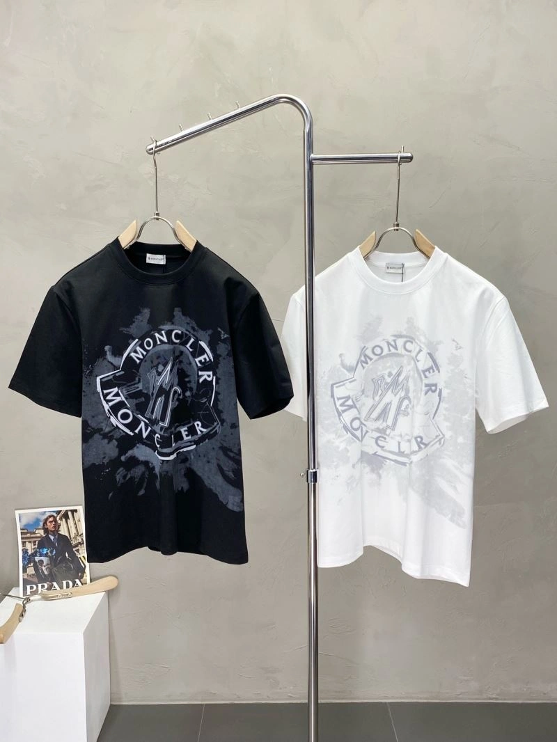 Moncler T-Shirts FashionForward 141062
