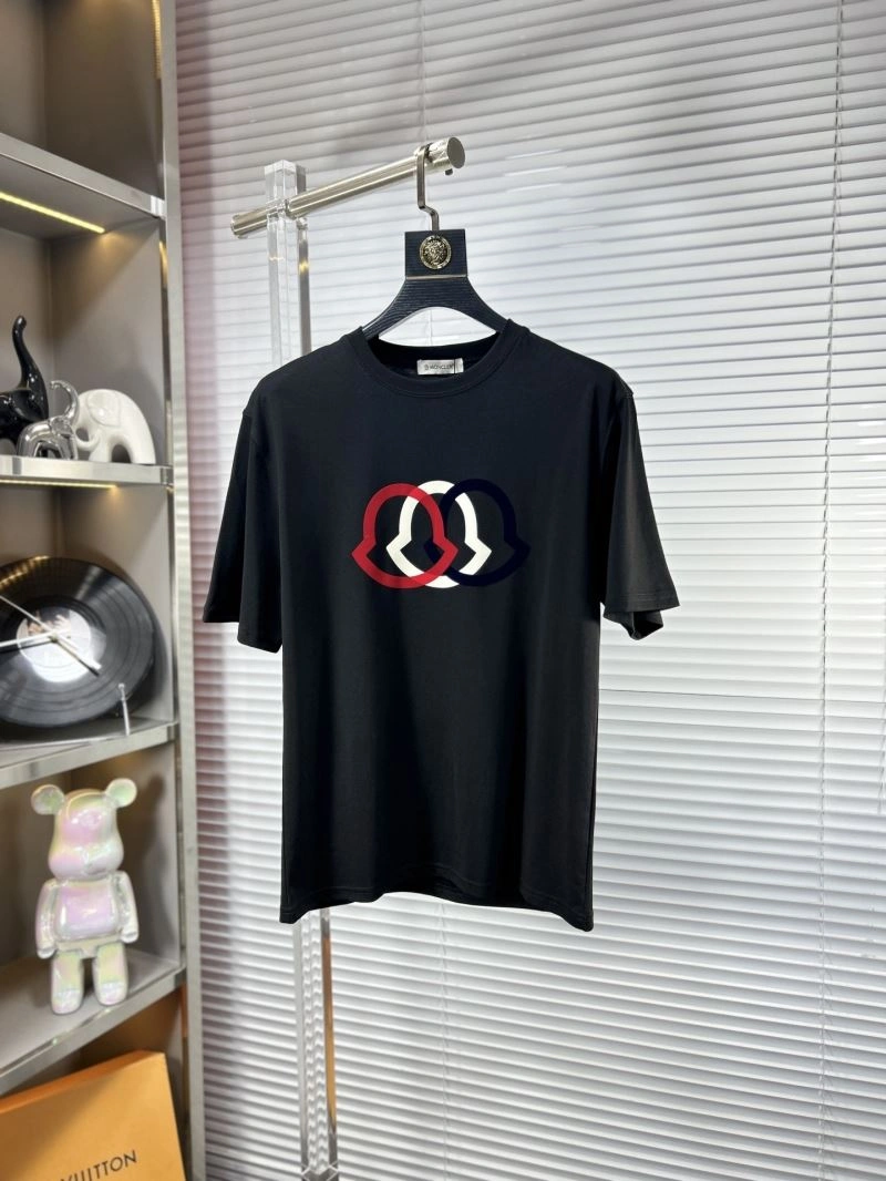Unisex Moncler T-Shirts 141050
