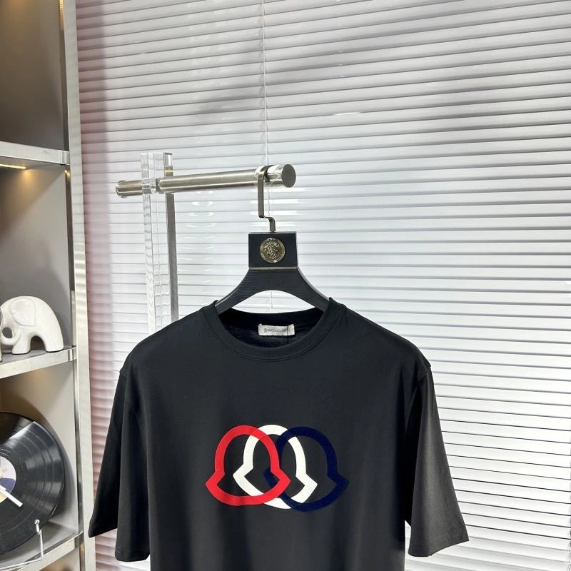 Unisex Moncler T-Shirts 141050