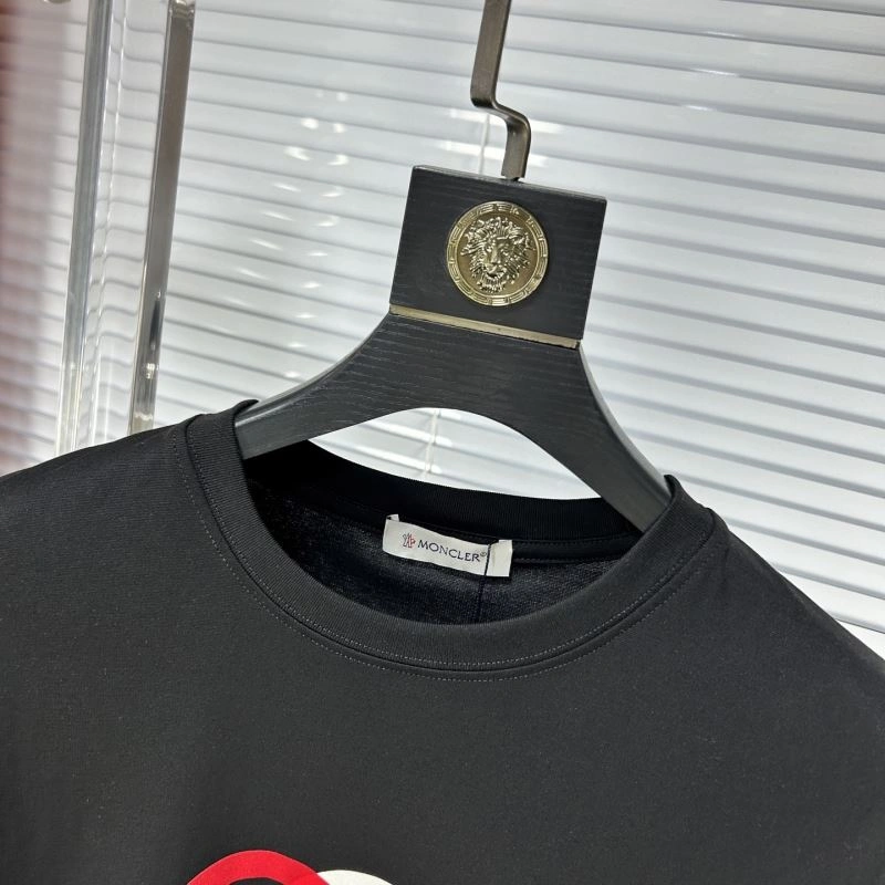 Unisex Moncler T-Shirts 141050