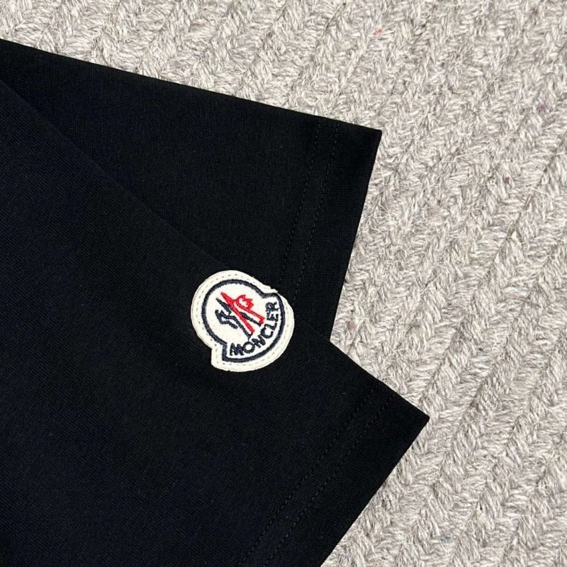 Moncler T-Shirts BestValue 141047