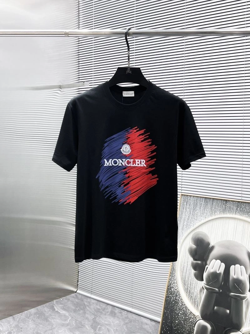 Moncler T-Shirts Cozy 141049