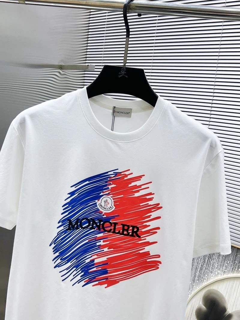 Moncler T-Shirts Cozy 141049