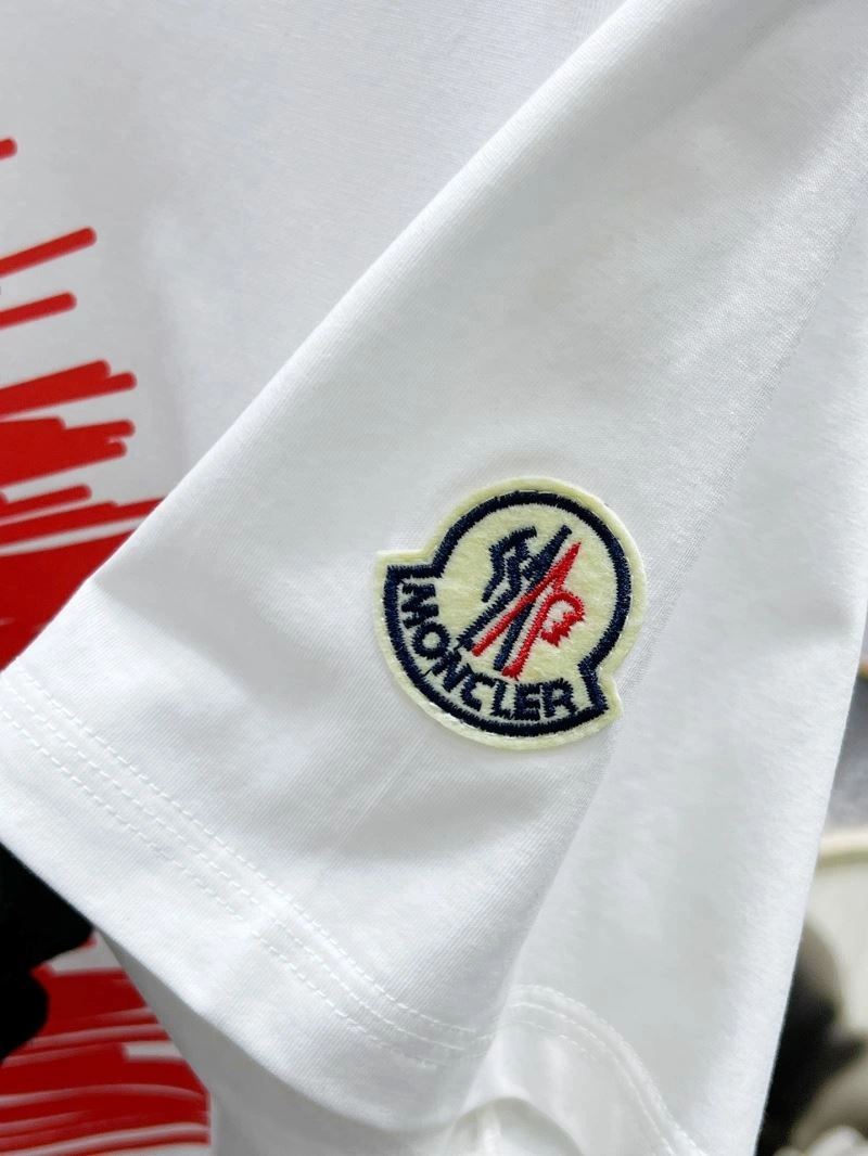 Moncler T-Shirts Cozy 141049