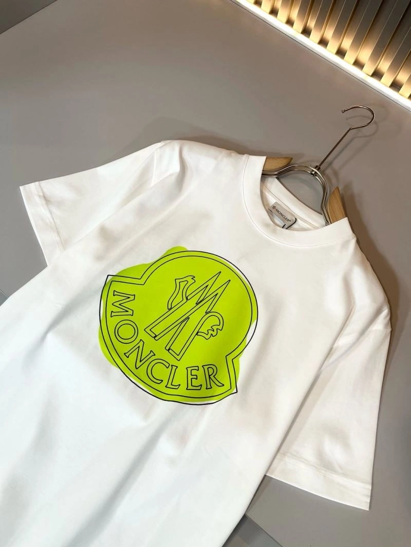 Sophisticated Moncler T-Shirts 141045