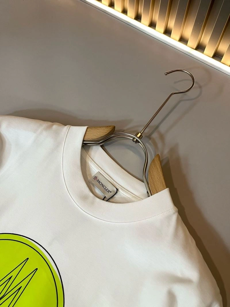 Sophisticated Moncler T-Shirts 141045
