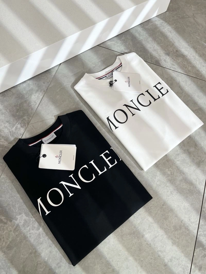 Moncler T-Shirts Tailored 141043