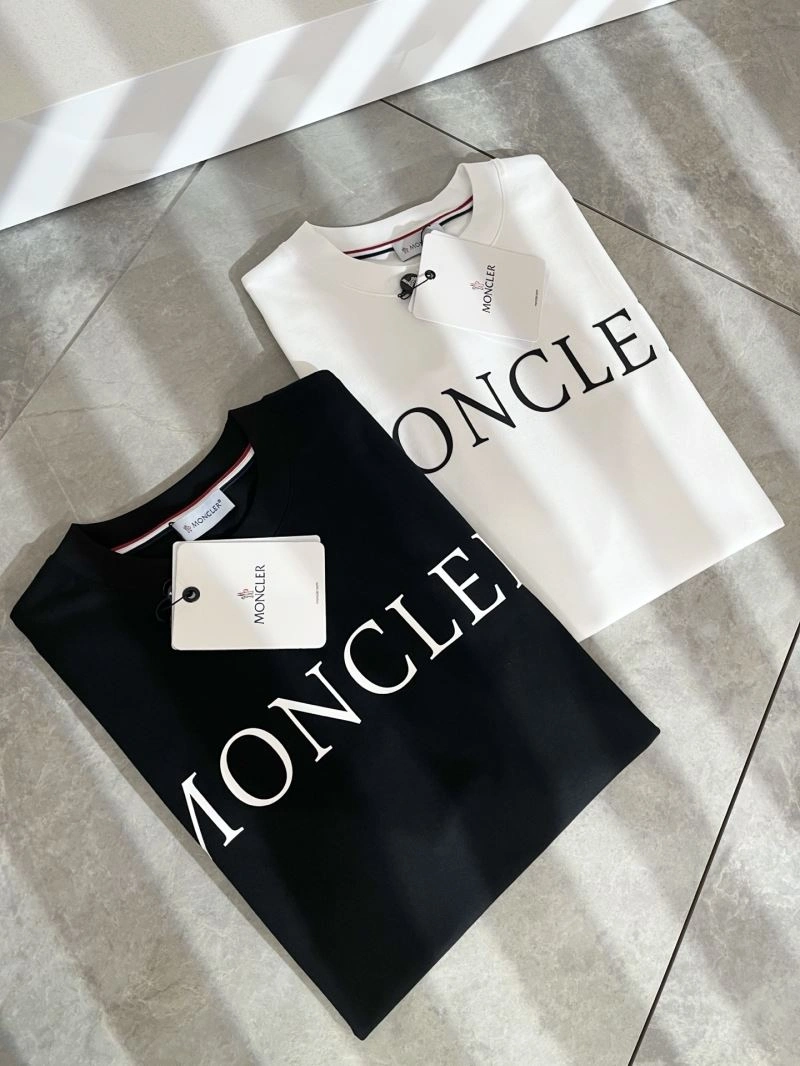 Moncler T-Shirts Tailored 141043