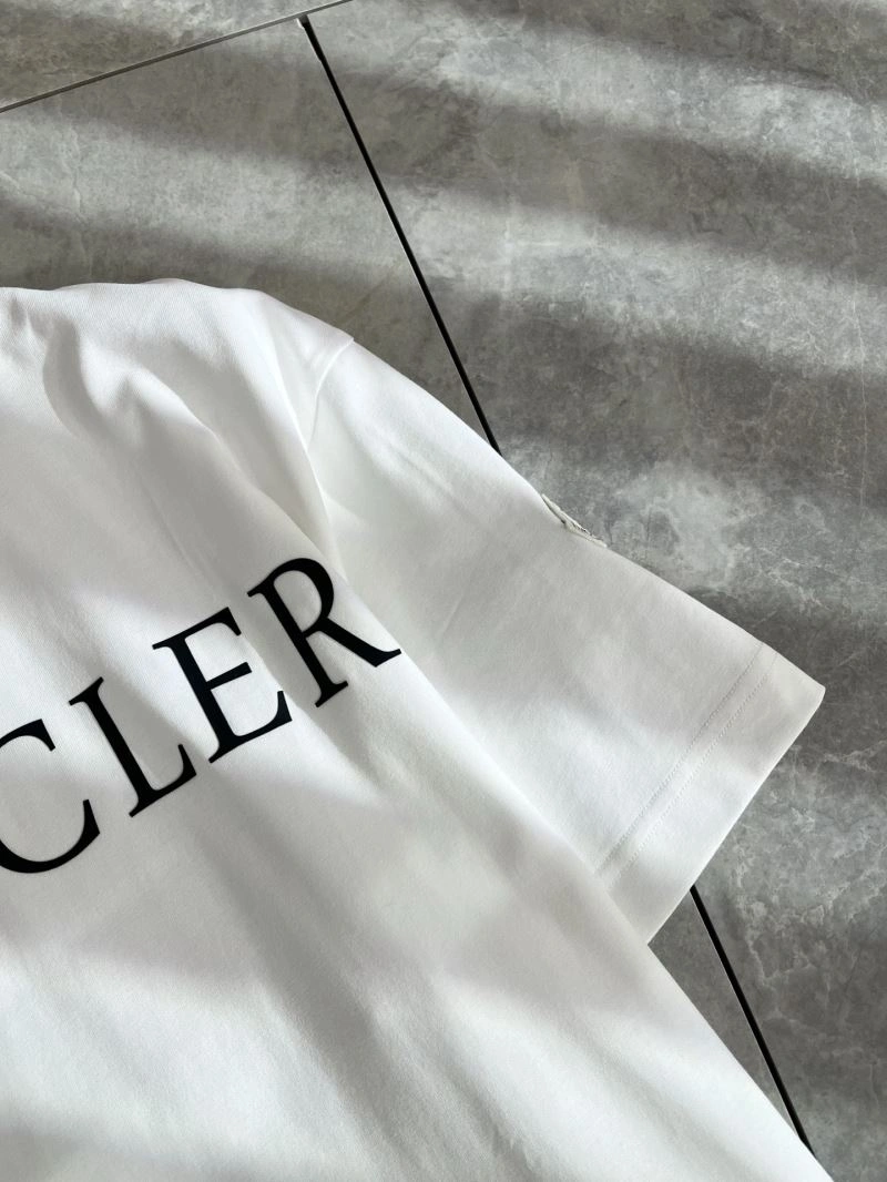 Moncler T-Shirts Tailored 141043