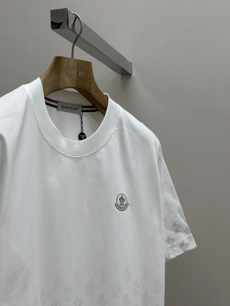 ZipUp Moncler T-Shirts 141040