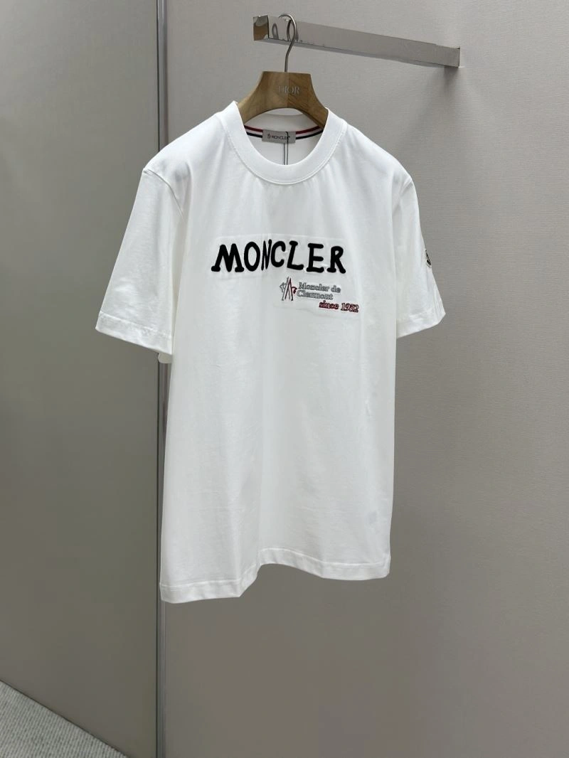 Lightweight Moncler T-Shirts 141028