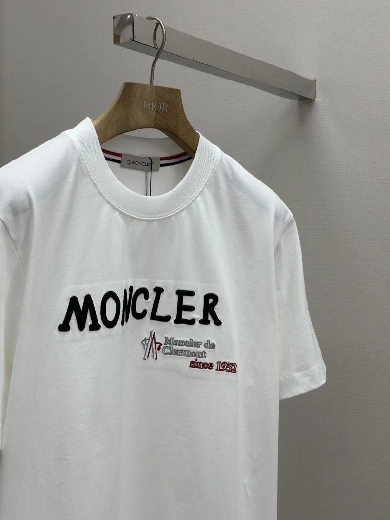 Lightweight Moncler T-Shirts 141028