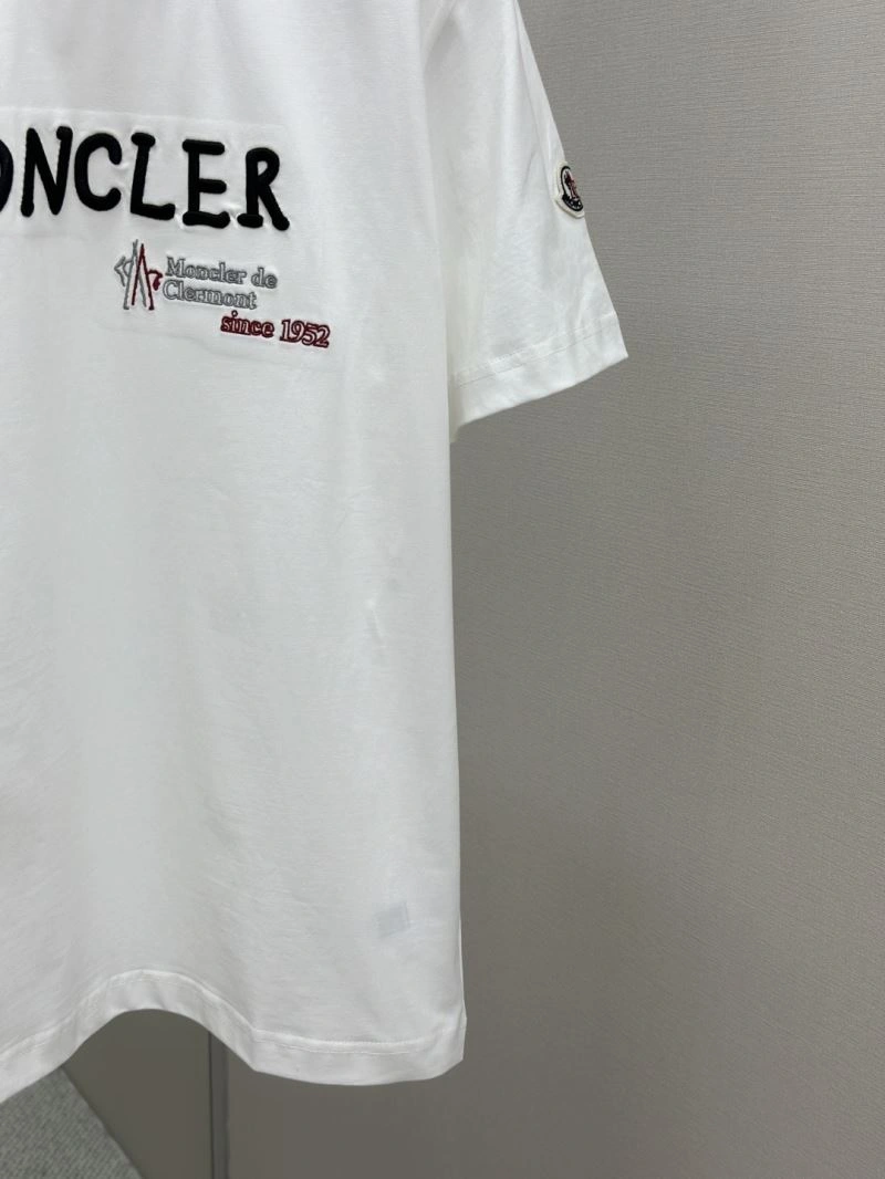 Lightweight Moncler T-Shirts 141028