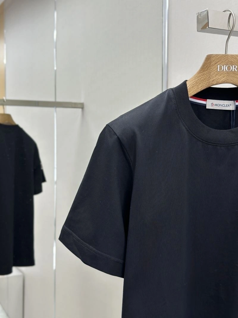 Moncler T-Shirts SportInspired 141039