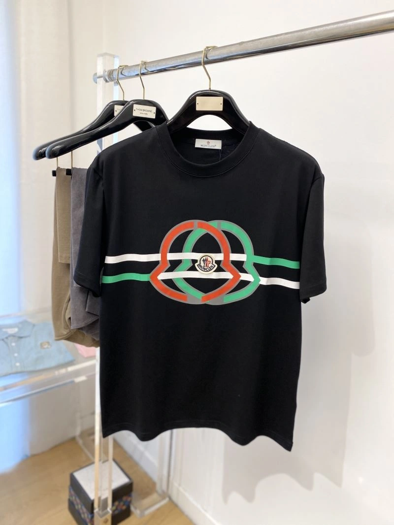 Moncler T-Shirts Elegant 141027