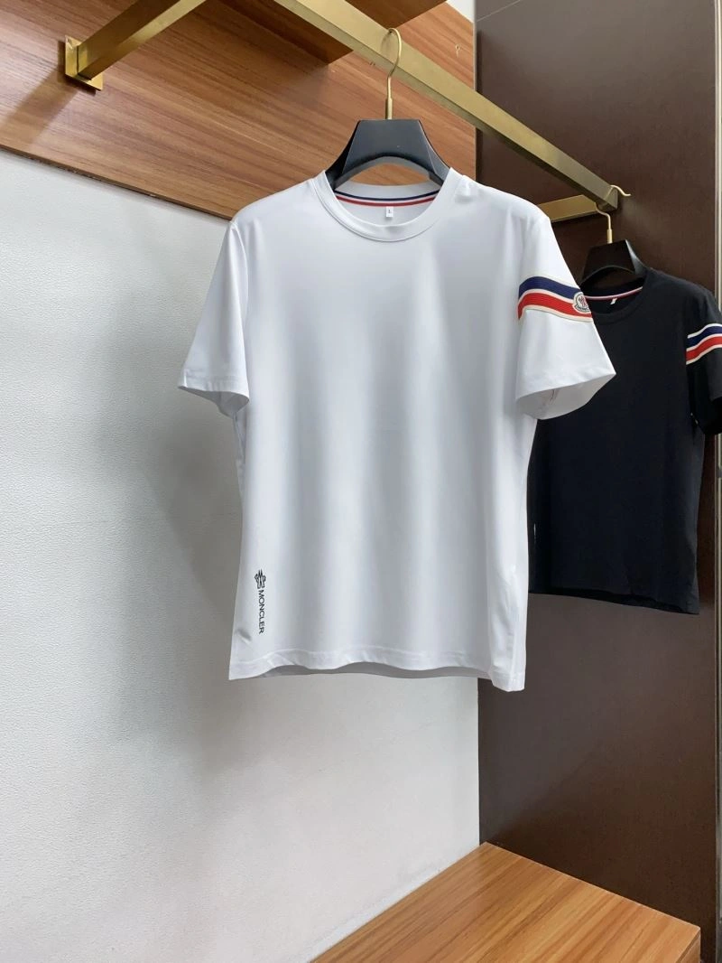 Moncler T-Shirts TravelReady 141030