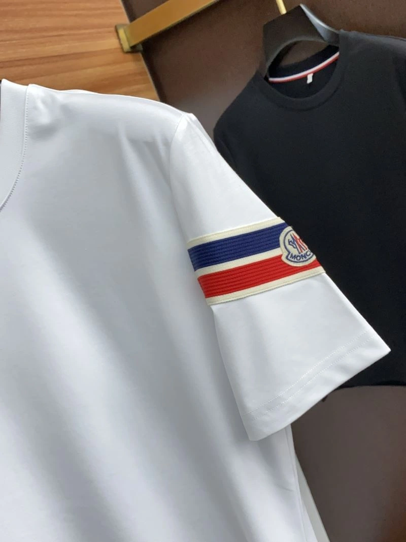Moncler T-Shirts TravelReady 141030