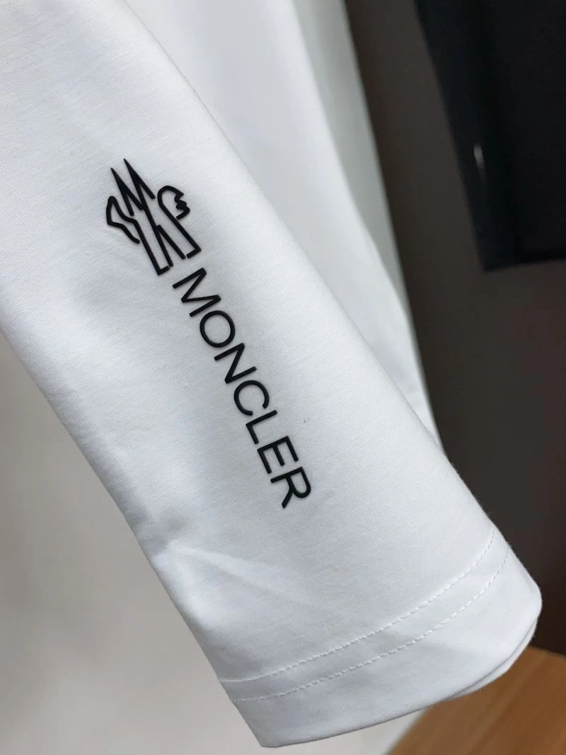 Moncler T-Shirts TravelReady 141030