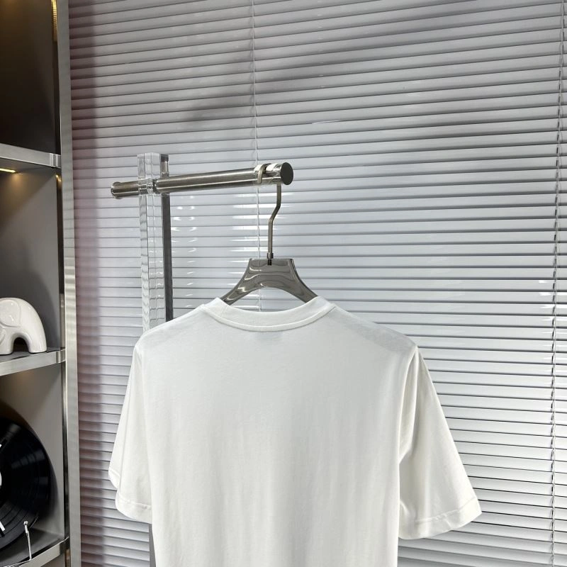 WellDesigned Moncler T-Shirts 141024