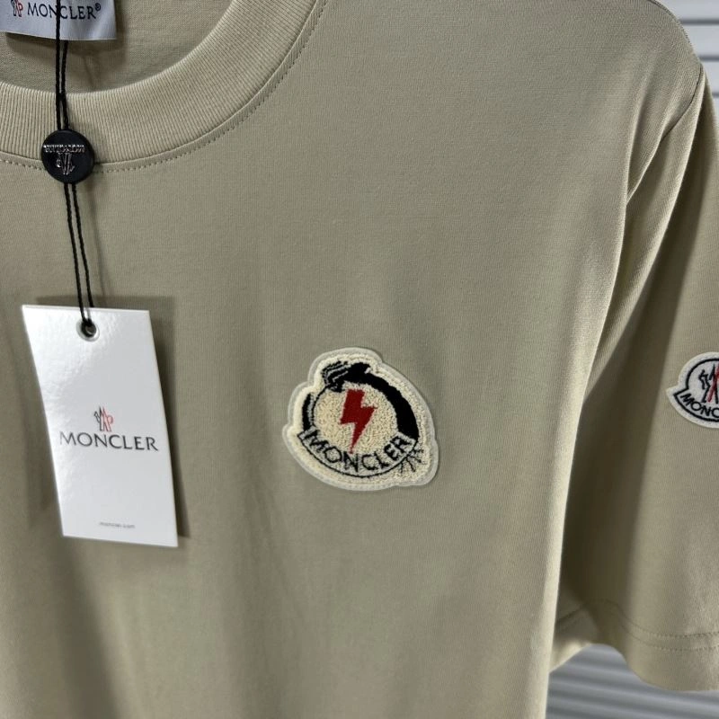 Resilient Moncler T-Shirts 141023