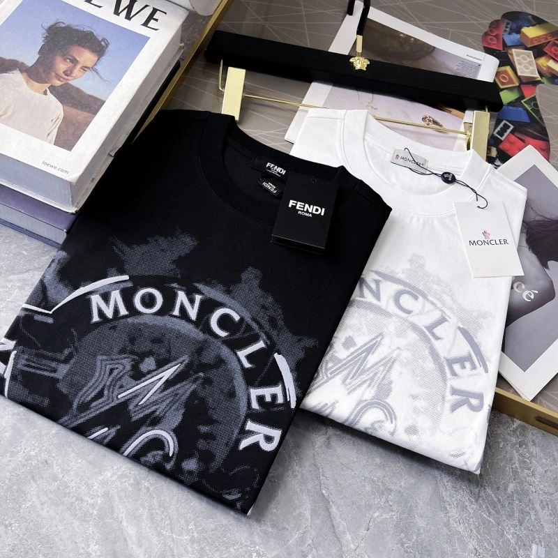 Moncler T-Shirts Durable 141032