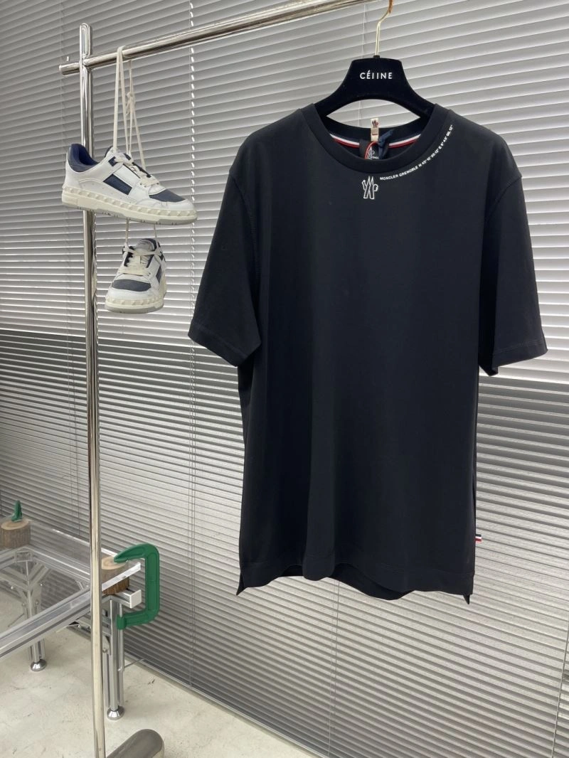 Modern Moncler T-Shirts 141020