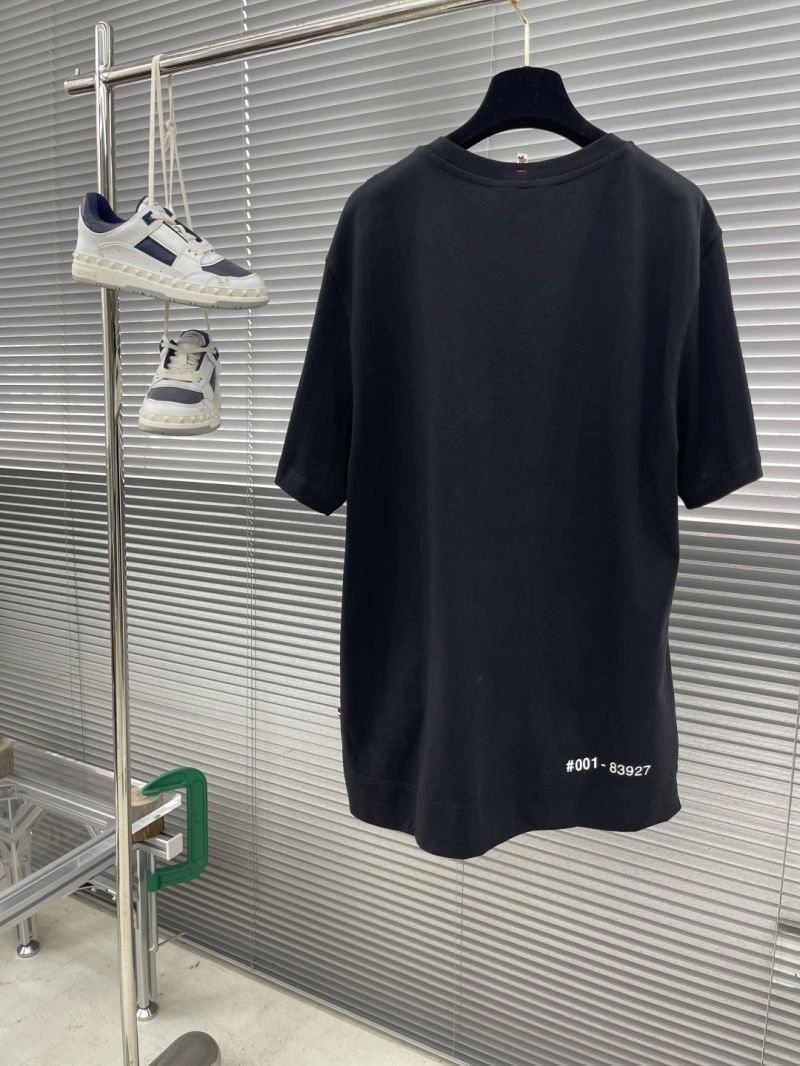 Modern Moncler T-Shirts 141020