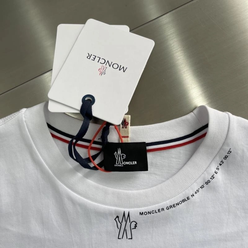 Classic Moncler T-Shirts 141021
