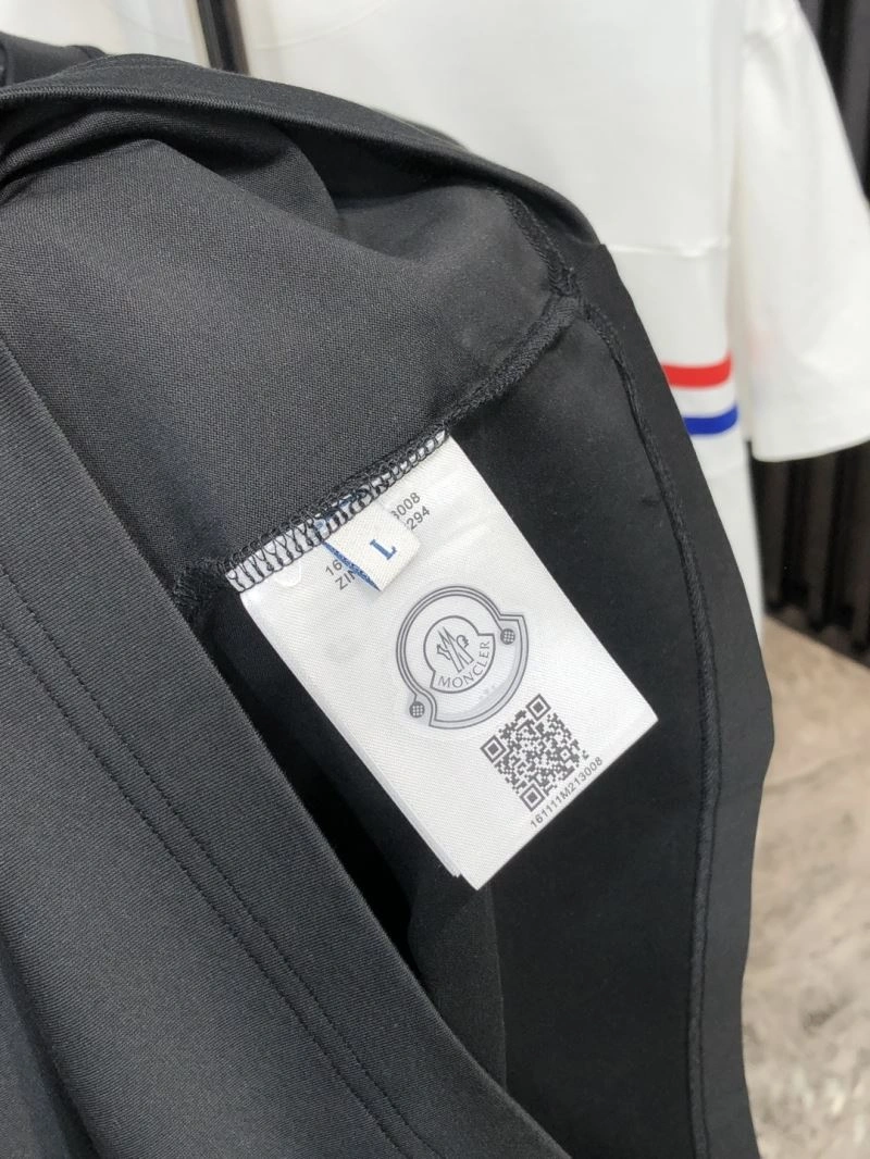 Sleek Moncler T-Shirts 141014