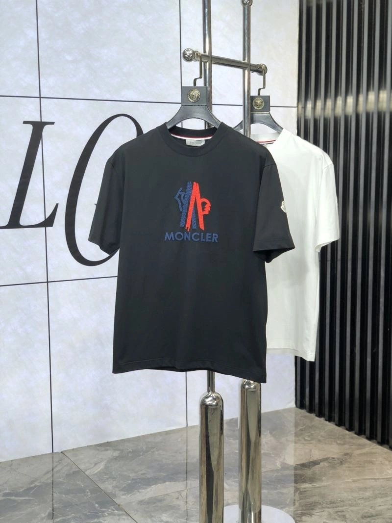 Moncler T-Shirts Soft 141012